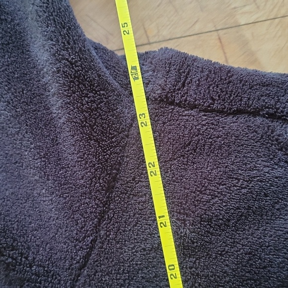 Victoria Secret Plush Sherpa Fleece Lined Hooded Sleep Robe - Picture 9 of 10